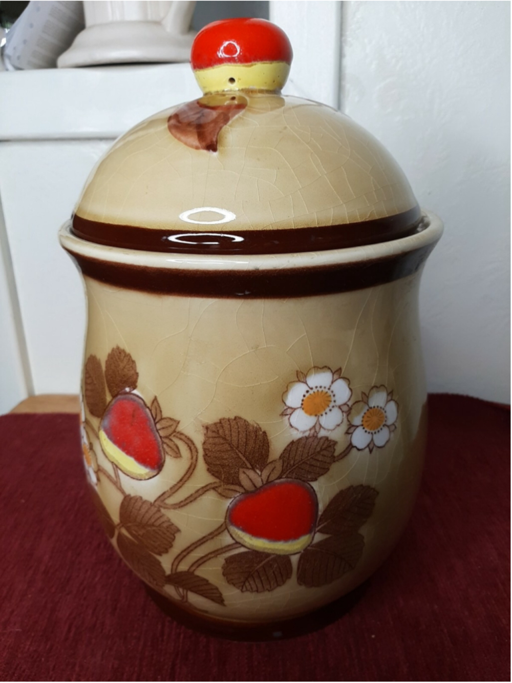 Vintage ceramic cookie jar Japan